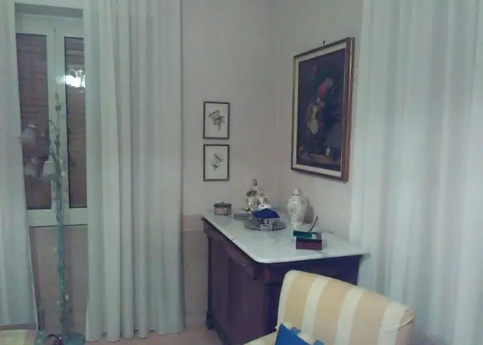 E: Living And Bedrooms Gasthof